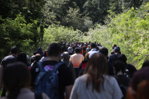 Yeşille Mavinin Buluştuğu 10 Kilometrelik Parkuru Yürüdük